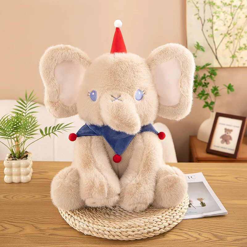 Brinquedo de pelúcia de elefante